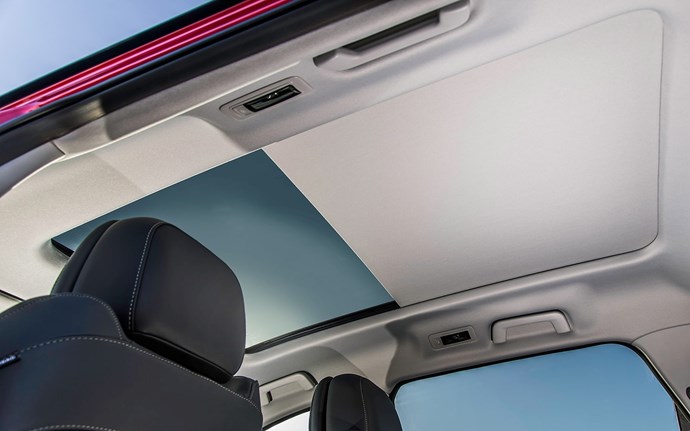 SPORTEQUIPE 8 PHEV Section 3